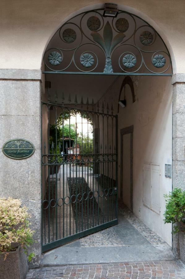 شقة La Casa Di Gladys ليكو المظهر الخارجي الصورة